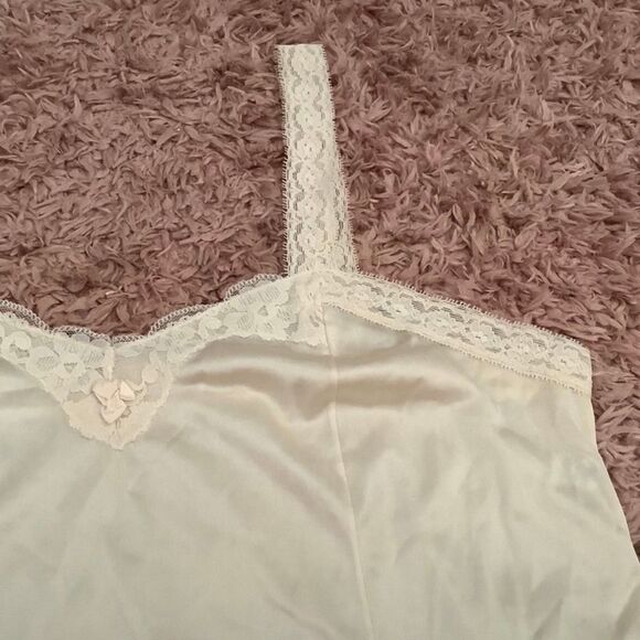 GreenCo Maid Vintage Cream Lace Coquette Dainty Camisole with Pink Bow Large - Picture 4 of 11